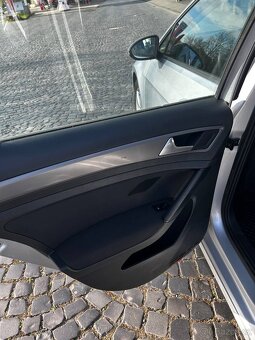 Volkswagen Golf 7 - 9