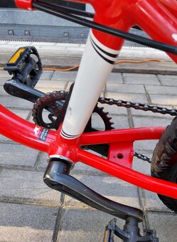 dětské kolo SPECIALIZED Hotrock 20 “ - 9