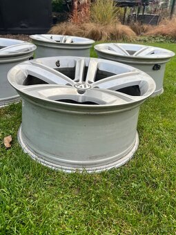 Originál R line kola VW Mallory 19’ 5x112 - 9