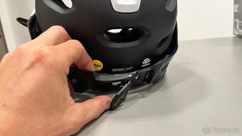 NOVÁ helma BELL Super DH Spherical původní cena 8699kč - 9