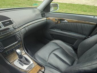 Mercedes-Benz E240 4matic Avantgarde LPG - 9