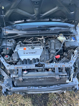 Honda Stream 2.0 i-Vtec ND - 9