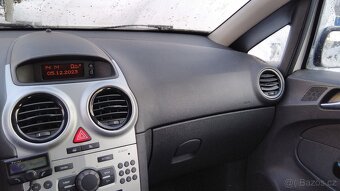 OPEL Corsa 1,0i Comfort KLIMA ČR - 9