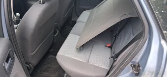 Ford Focus 1.6 74kw najeto 152tis km - 9