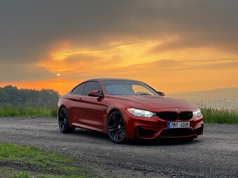 BMW M4 F82 Shakir Orange Manuál - 9