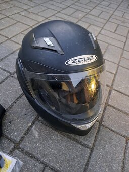 Přilba ZEUS 3100, vel. M (57-58 cm) - 9