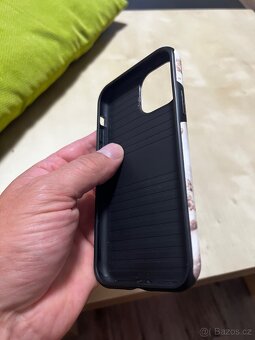 I Phone 11 pro - 9