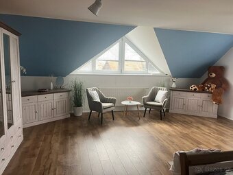 Prodej krásného rodinného domu - 9