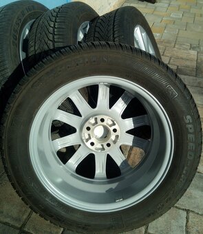 Škoda sada hliníkových disků zánovních se zimním pneu - 9