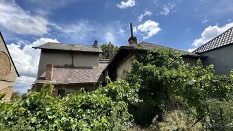 Prodej rodinného domu 180m2 s rozlehlým pozemkem 1270m2 u Ol - 9