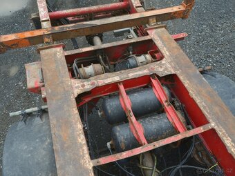 Umikov NPK 39T - návěs pro přepravu dřeva - 9