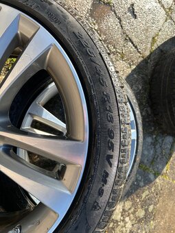 ZIMNÍ PNEU 225/45 R18 rf + ORIGINÁL DISKY BMW F30 - 9