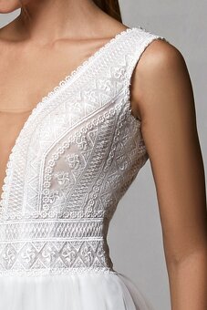 Luxusní nenošené svatební šaty, Bonnel S-M, 38EU - 9