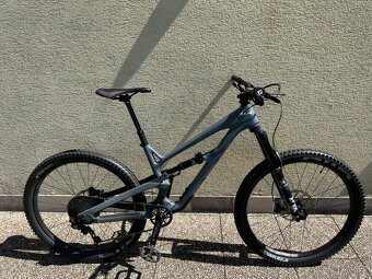 Prodám celoodpružené kolo YT jeffsy POSEZÓNNÍ SLEVA - 9