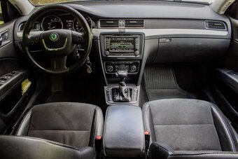 Škoda Superb 3.6 FSI V6 4x4 Elegance DSG / Pano - 9