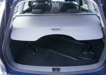 Ford Focus 1.6i 74kw,serviska,2x kola benzín manuál 74 kw - 9