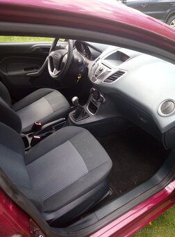 Ford Fiesta 1.2516v 60kw rok 2010 Trend - 9