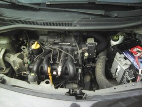 renault twingo 12 43kw r.v.8-09 138000km - 9