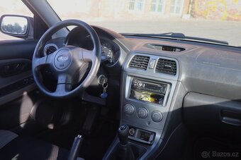 Subaru Impreza 2.0R - 9