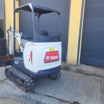 BOBCAT E17 r.v.: 2018 - 9