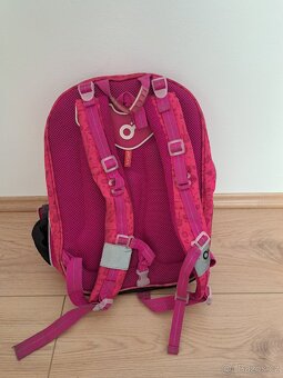 Tašky,batohy, kufřík a penál - 9