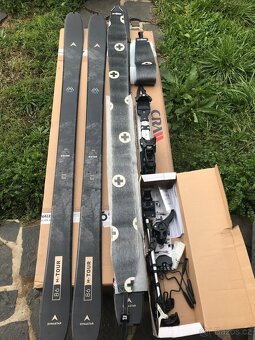 Skialpinistický set Dynastar, vázání Tyrolia, pásy Colltex - 9