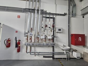 Pronájem haly se zázemím a kancelářemi 562 m2– Kralupy nad V - 9