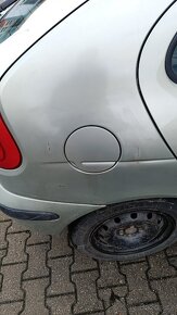 Renault Megane - 9