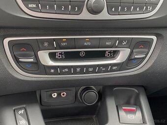 Renault Grand Scénic 1.6 DCi ,  96 kW nafta, 2011 - 9