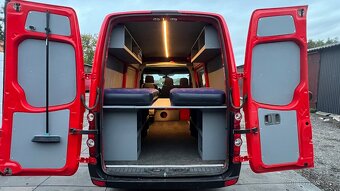 Volkswagen Crafter 2,5 tdi servisní vozidlo - 9