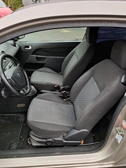 Ford Fiesta 1.4 benzín 59kW - 9