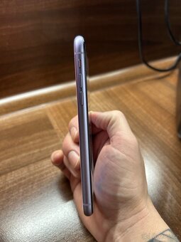 Apple iPhone 11 64GB Fialový - 9