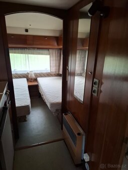 Hymer Eriba 550 + nadstrecha - 9