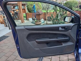 Ford focus II - 9