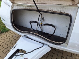 Obytný karavan přívěs SWIFT CHARISMA 550 - 9