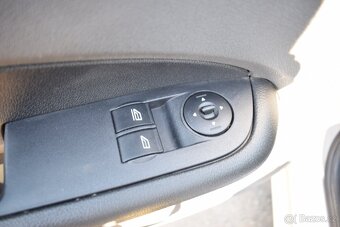 Ford Focus 1,6 i 1.MAJ.,80 496km,BEZ KOROZE - 9