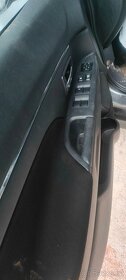 Mitsubishi ASX 1.8 Di-D Havarované - 9