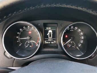 Škoda Yeti 2,0 TDI 81 KW Outdoor Panorama - 9