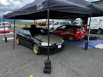 Predám Hondu Civic 6g K20 závodný špeciál - 9