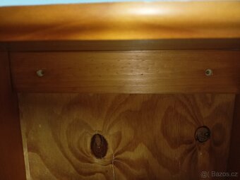 Prodám 2 x koupelnové skřínky z masivu - 9