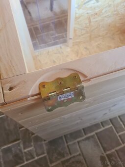 Psí bouda s krytinou a zástěnou (PALUBKY/OSB), 6 velikostí - 9