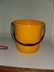 Retro věci, kelímky, svíčky, razítka, váha, váza, OVO - 9