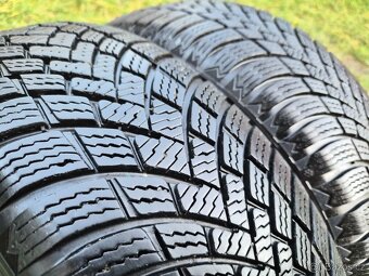 2x Zimní pneu Barum Polaris 6 - 195/65 R15 - 90% - 9