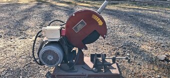 Uhlova řezačka na kov - 9