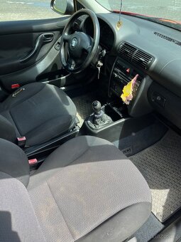 Seat Leon 1.6i. - naj. 208tis - 9