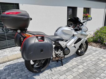 Honda vfr 800 V-tech - 9