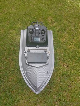 Zakrmovací, zavážecí loď s GPS, loďka na ryby až 160 pozic - 9
