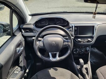 PEUGEOT 208 1.2 PureTech 82k ACTIVE - ČR - 9