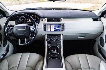 Land Rover Range Rover Evoque 2.2 TD4 2014 110kW /Meridian / - 9