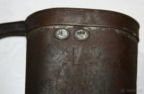 Měrka 1/4 litru, cejchováno z roku 1932, lahev hrnek hrníček - 9